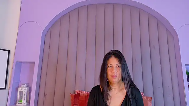 JaylaScott   online show from April 2026 11:41:01 AM