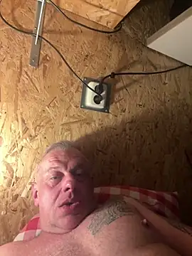 Snapshot of JakubW79 chatting on March 2025 12:42:01 AM JakubW79 online show from March 2025 12:42:01 AM