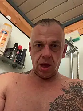 Snapshot of JakubW79 chatting on October 2025 03:31:02 AM JakubW79 online show from October 2025 03:31:02 AM