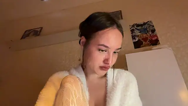 milkyWeyy online show from September 2025 06:43:02 PM