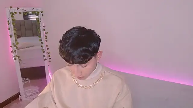 dilan sp online show from December 2024 07:55:01 PM