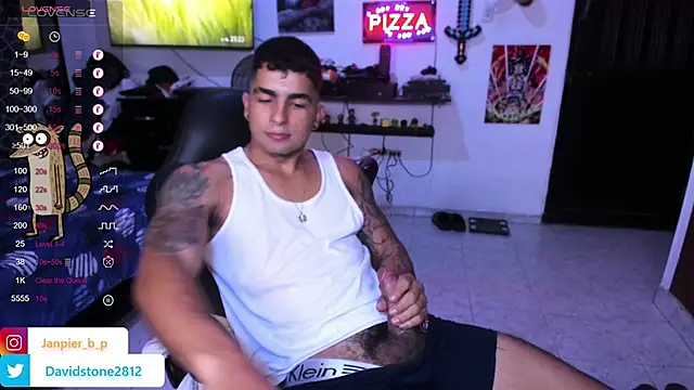 cJuan111 online show from December 2024 01:47:01 AM