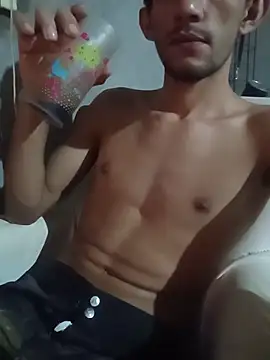 Treloso21 online show from February 2026 11:33:02 PM