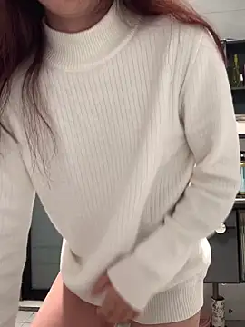 Aimeil online show from December 2024 05:49:02 AM