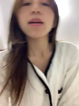 Aimeil online show from March 2026 05:58:02 PM