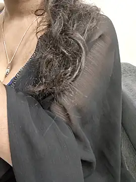 Snapshot of beby_girLL chatting on January 2026 07:56:02 AM beby girLL online show from January 2026 07:56:02 AM