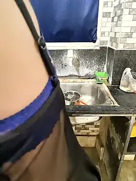 Snapshot of beby_girLL chatting on April 2026 06:41:02 AM beby girLL online show from April 2026 06:41:02 AM