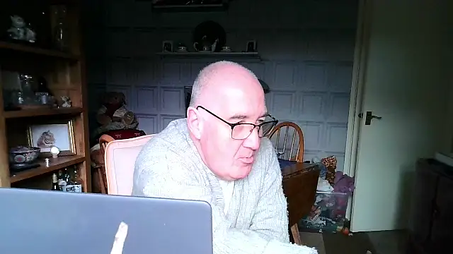 Adamdaddybear online show from January 2025 12:02:02 PM