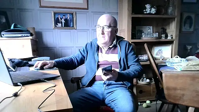 Adamdaddybear online show from February 2025 12:16:01 PM