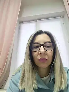 Snapshot of SukyGirl chatting on December 2024 02:22:02 PM SukyGirl online show from December 2024 02:22:02 PM