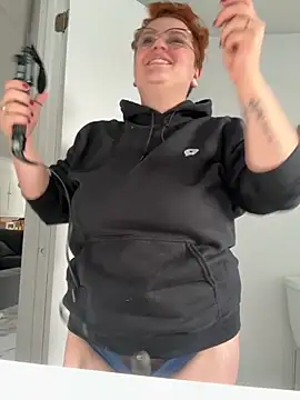 Sweetleeahxx online show from October 2025 01:34:01 PM