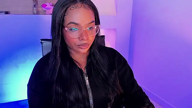 Snapshot of IvyBliss8 chatting on January 2025 11:49:02 AM IvyBliss8 online show from January 2025 11:49:02 AM