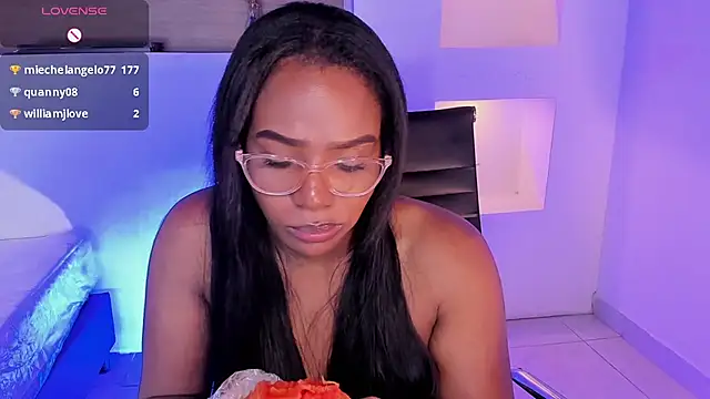 Snapshot of IvyBliss8 chatting on January 2025 06:10:02 PM IvyBliss8 online show from January 2025 06:10:02 PM