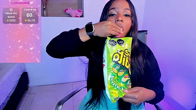 Snapshot of IvyBliss8 chatting on February 2025 11:55:01 AM IvyBliss8 online show from February 2025 11:55:01 AM