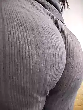 Snapshot of Dalou3a69 chatting on January 2025 01:04:02 PM Dalou3a69 online show from January 2025 01:04:02 PM