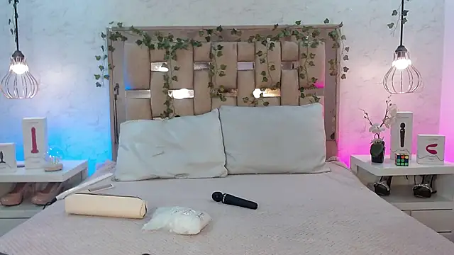 GigiVolkova online show from November 2025 03:18:02 AM