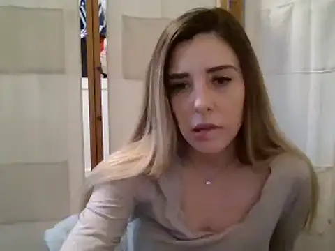 Snapshot of MissBella131 chatting on January 2025 12:50:02 PM MissBella131 online show from January 2025 12:50:02 PM