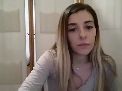 Snapshot of MissBella131 chatting on January 2025 07:07:01 PM MissBella131 online show from January 2025 07:07:01 PM