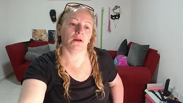 emperabigbootybigass online show from September 2025 12:16:01 PM