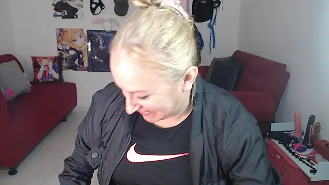 emperabigbootybigass online show from October 2025 12:16:02 PM