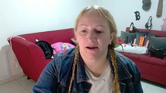 emperabigbootybigass online show from February 2026 12:12:01 PM