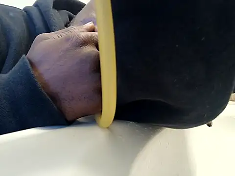 DevinToore online show from December 2025 11:21:01 PM