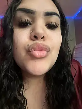 iTrapXXXBACKUP online show from January 2025 04:40:01 PM