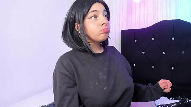 Snapshot of miku_katsuragi chatting on February 2026 05:16:02 AM miku katsuragi online show from February 2026 05:16:02 AM