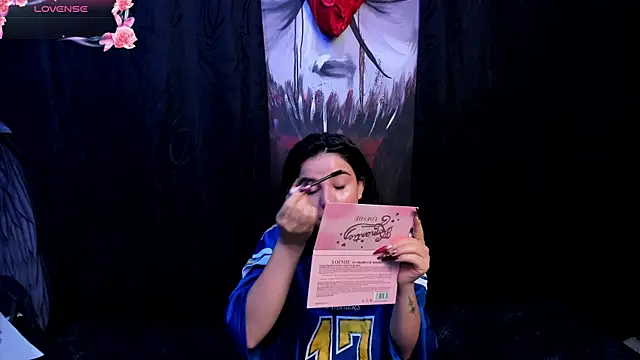 Snapshot of Kylie-fox chatting on September 2025 10:37:02 PM Kylie-fox online show from September 2025 10:37:02 PM