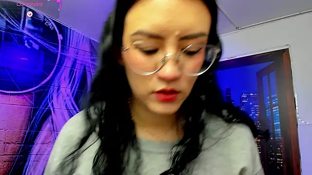 Violetaa diazz online show from December 2024 09:11:01 PM