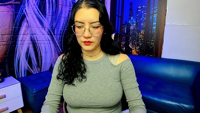 Violetaa diazz online show from December 2024 09:19:01 PM