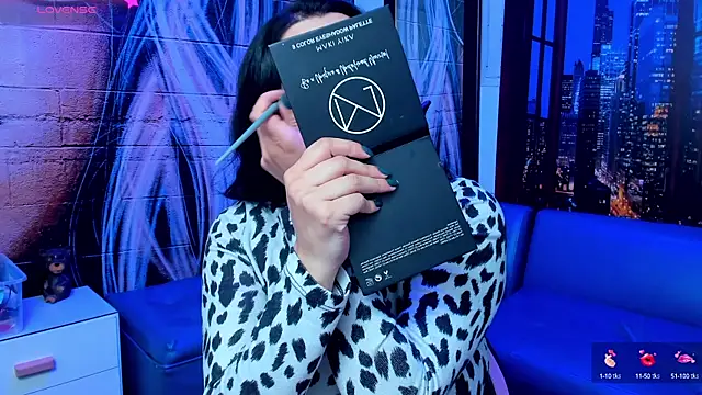 Violetaa diazz online show from December 2024 08:15:02 PM