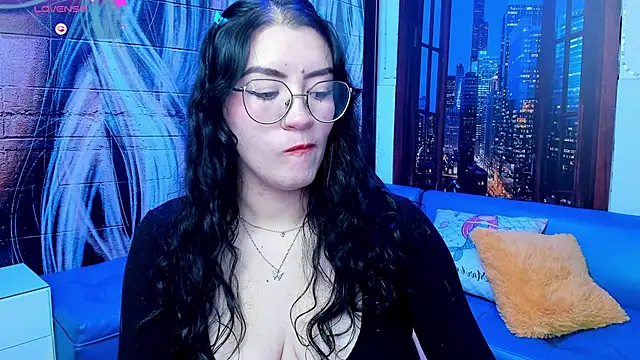 Violetaa diazz online show from February 2025 12:19:02 AM