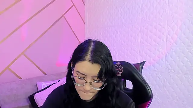 Violetaa diazz online show from January 2026 09:20:01 PM