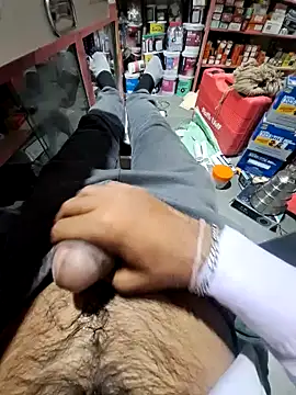 dickerdaddy25 online show from January 2025 02:41:02 PM