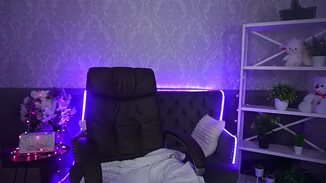 EmilySunshineS online show from November 2025 07:28:01 AM