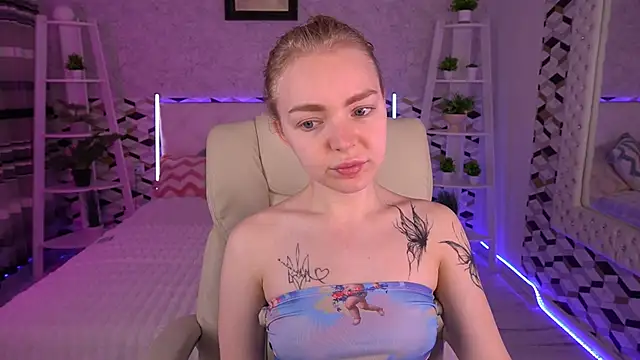 EmilySunshineS online show from April 2026 06:24:01 AM