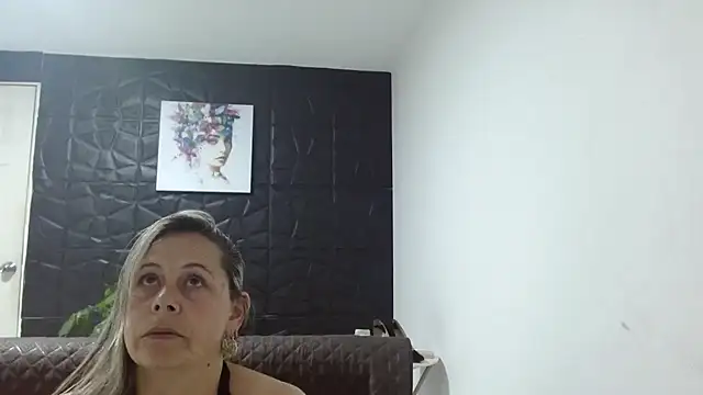 CINTHIA1609 online show from February 2025 11:10:02 PM