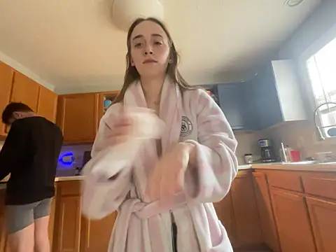 Maxinebabyyy online show from March 2025 02:01:02 PM