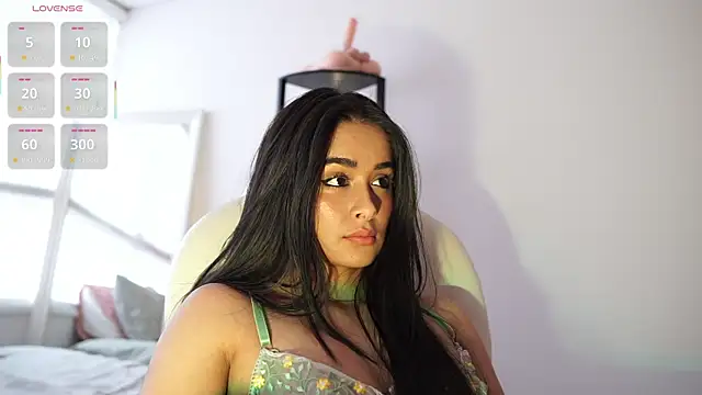 abigail adamss online show from April 2026 06:01:02 PM