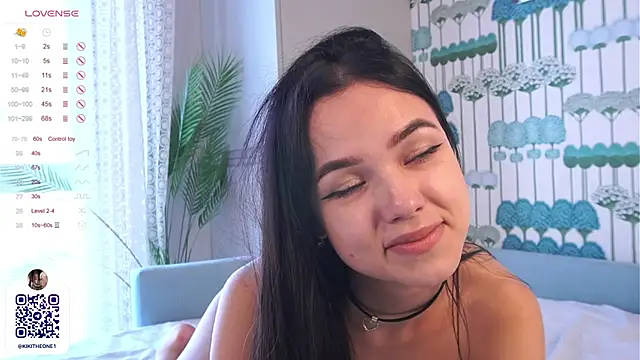 SynneFrary online show from February 2025 10:48:01 AM