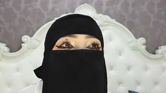 Snapshot of Hajar_Kar chatting on June 2026 05:34:02 AM Hajar Kar online show from June 2026 05:34:02 AM