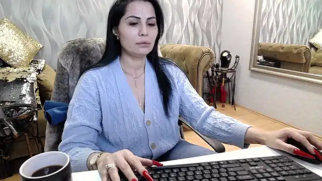 Snapshot of Sara_Poison chatting on October 2025 02:23:02 AM Sara Poison online show from October 2025 02:23:02 AM