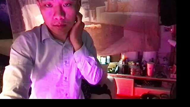 ex199212 online show from March 2025 05:49:02 PM