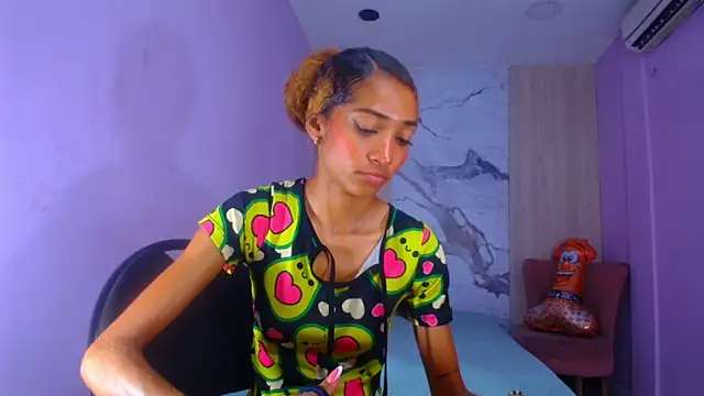 Charlotte Love10 online show from February 2025 03:09:02 PM