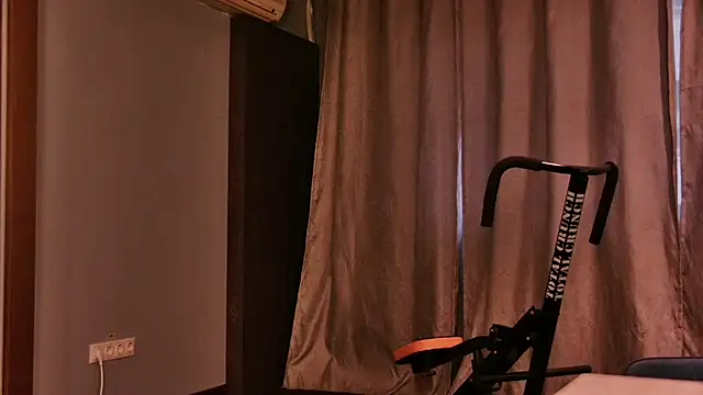 SashaBelle  online show from March 2025 04:43:01 AM