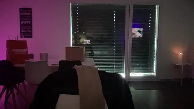 WilloGirl online show from March 2025 09:05:01 AM