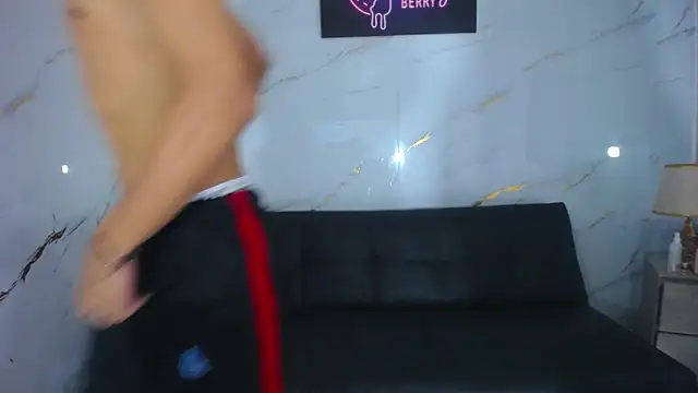 little alex01 online show from February 2026 02:39:02 PM