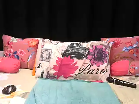 Pearl 00 online show from June 2026 06:52:02 AM
