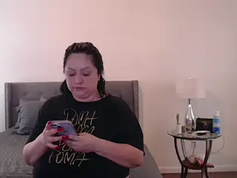 AlyssiaAmoreXO online show from February 2025 04:57:01 PM